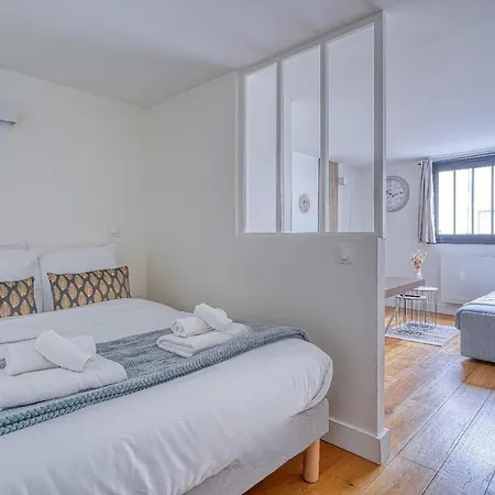 Apartment La Boheme X Paris X Netflix